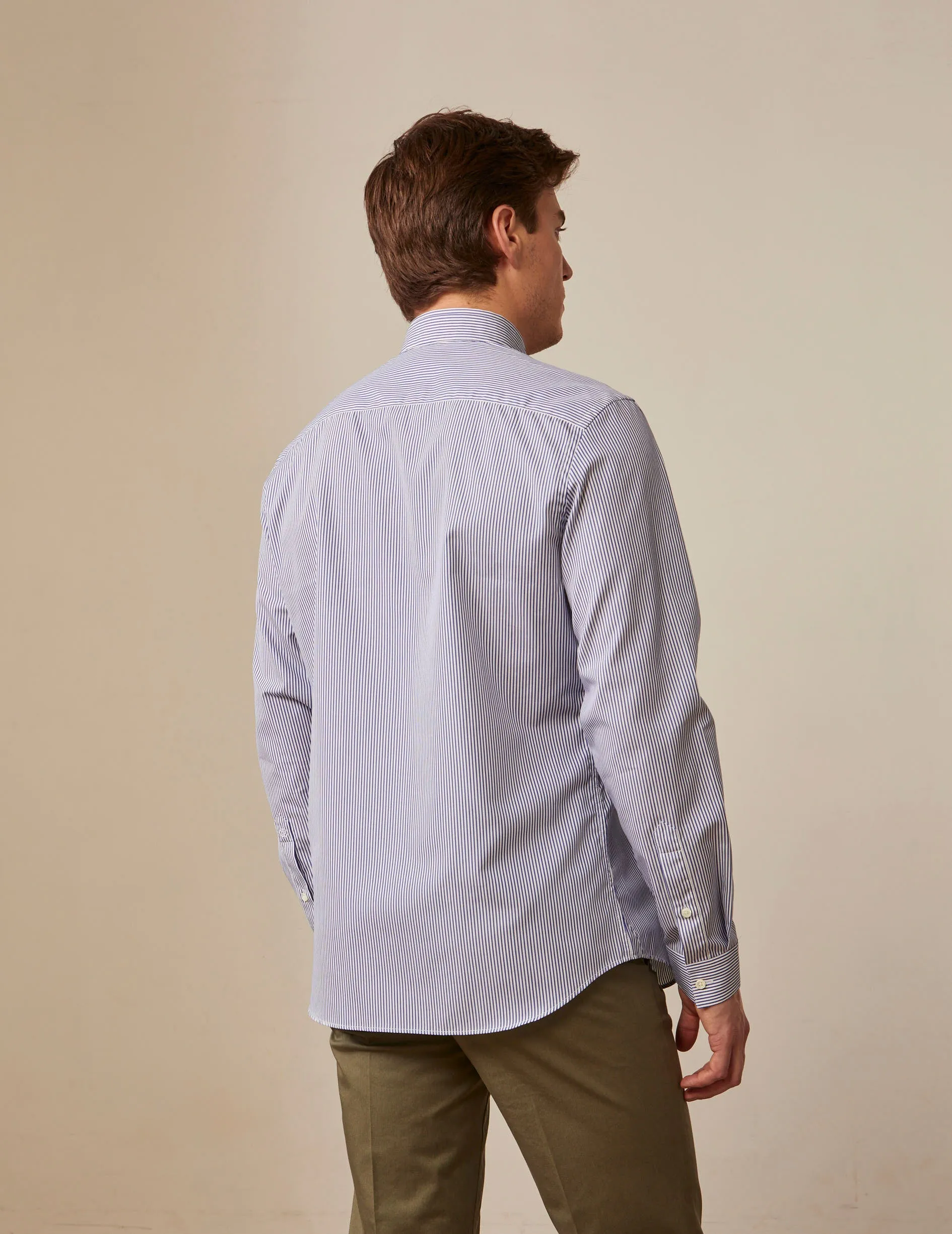 Chemise semi-ajustée rayée bleue
