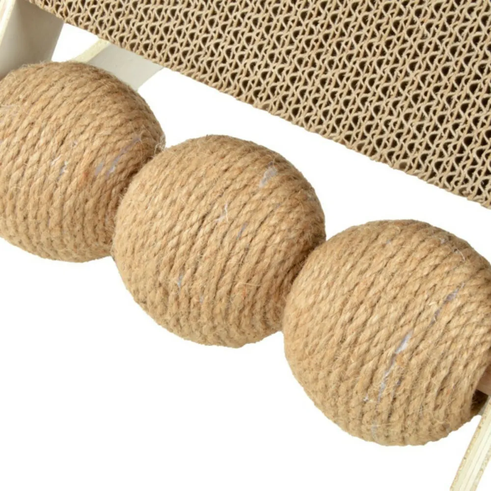Griffoir pour chat incliné "boules" 34cm naturel
