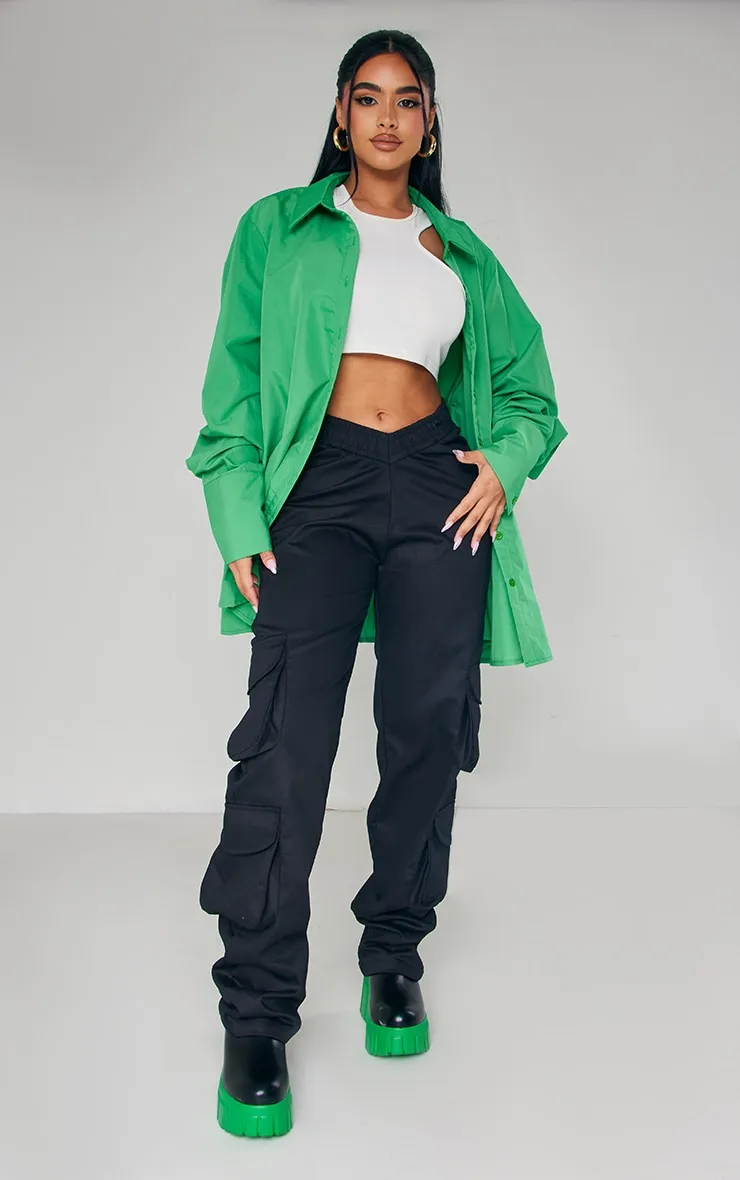 Petite Pantalon cargo noir taille basse en V