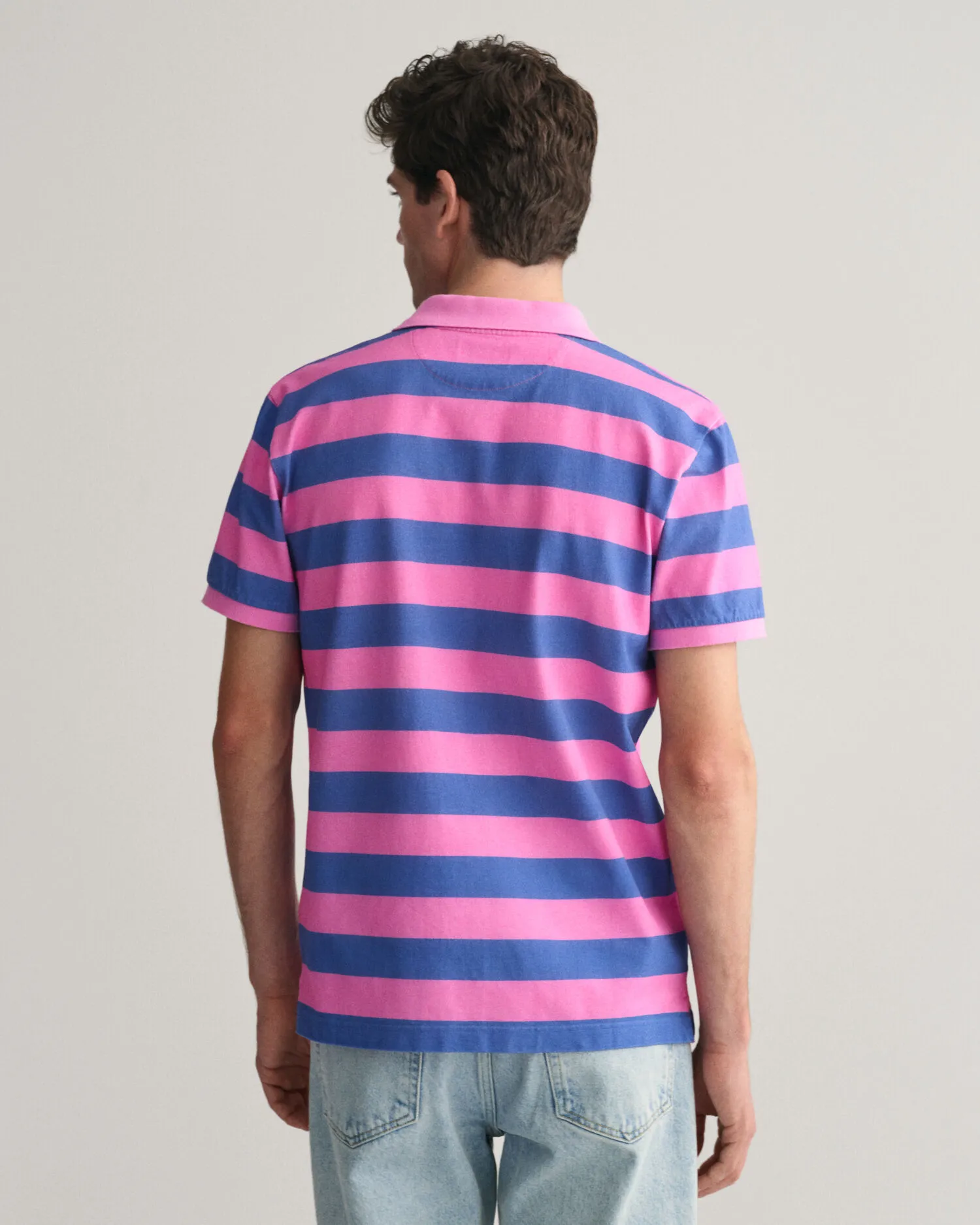 Polo très délavé à rayures