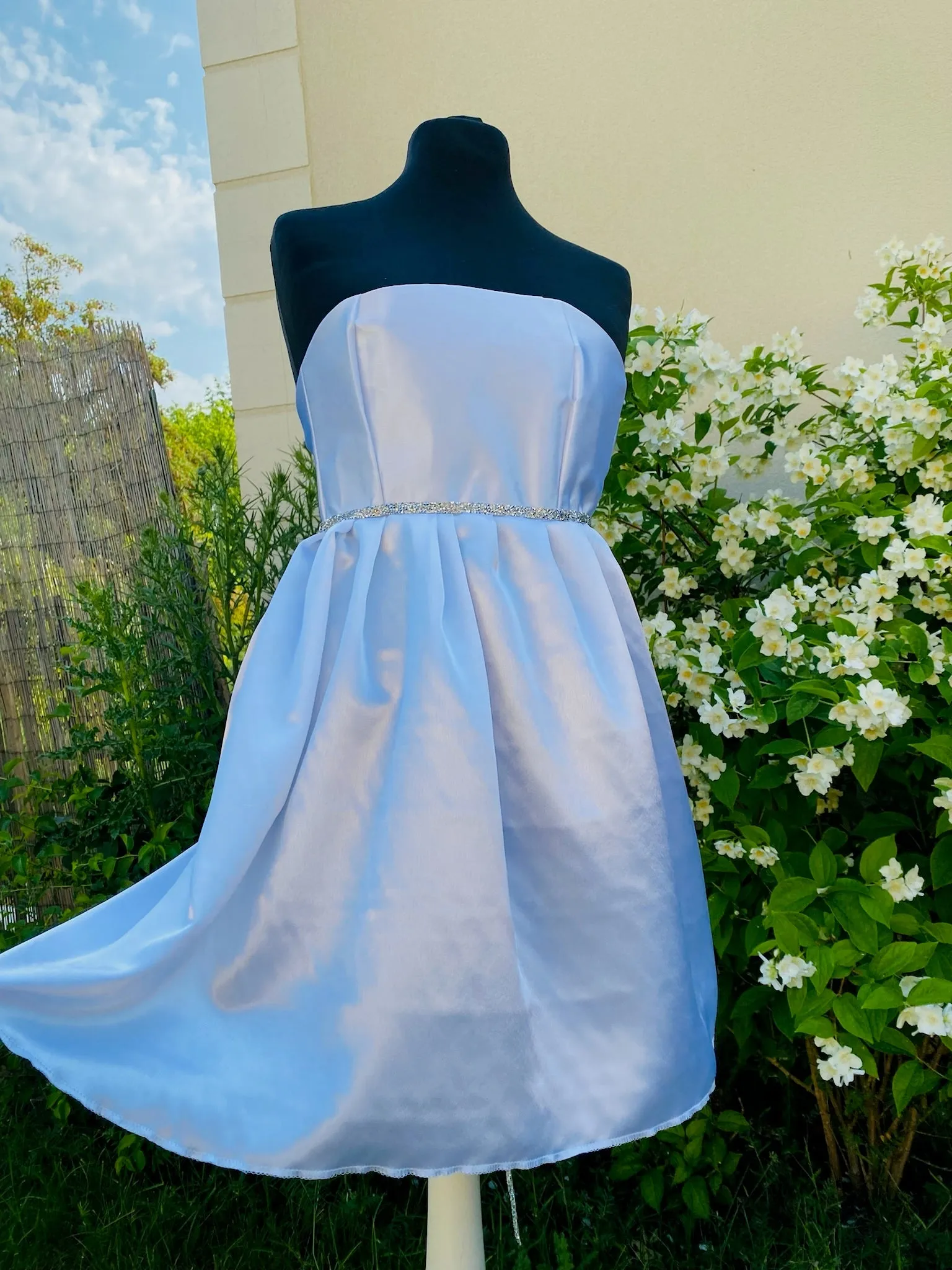 Robe courte à volants tulle -