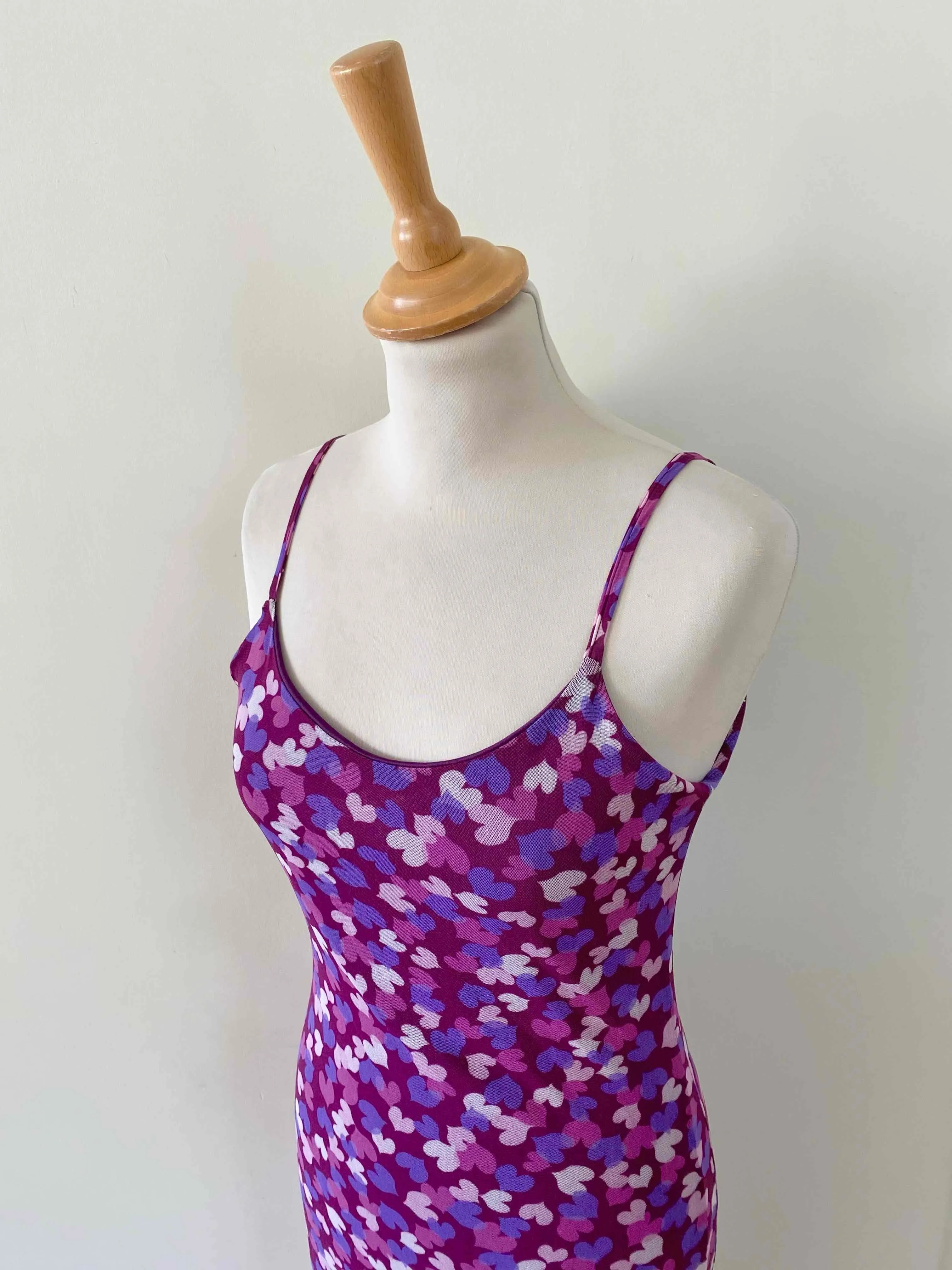 Robe longue à coeurs