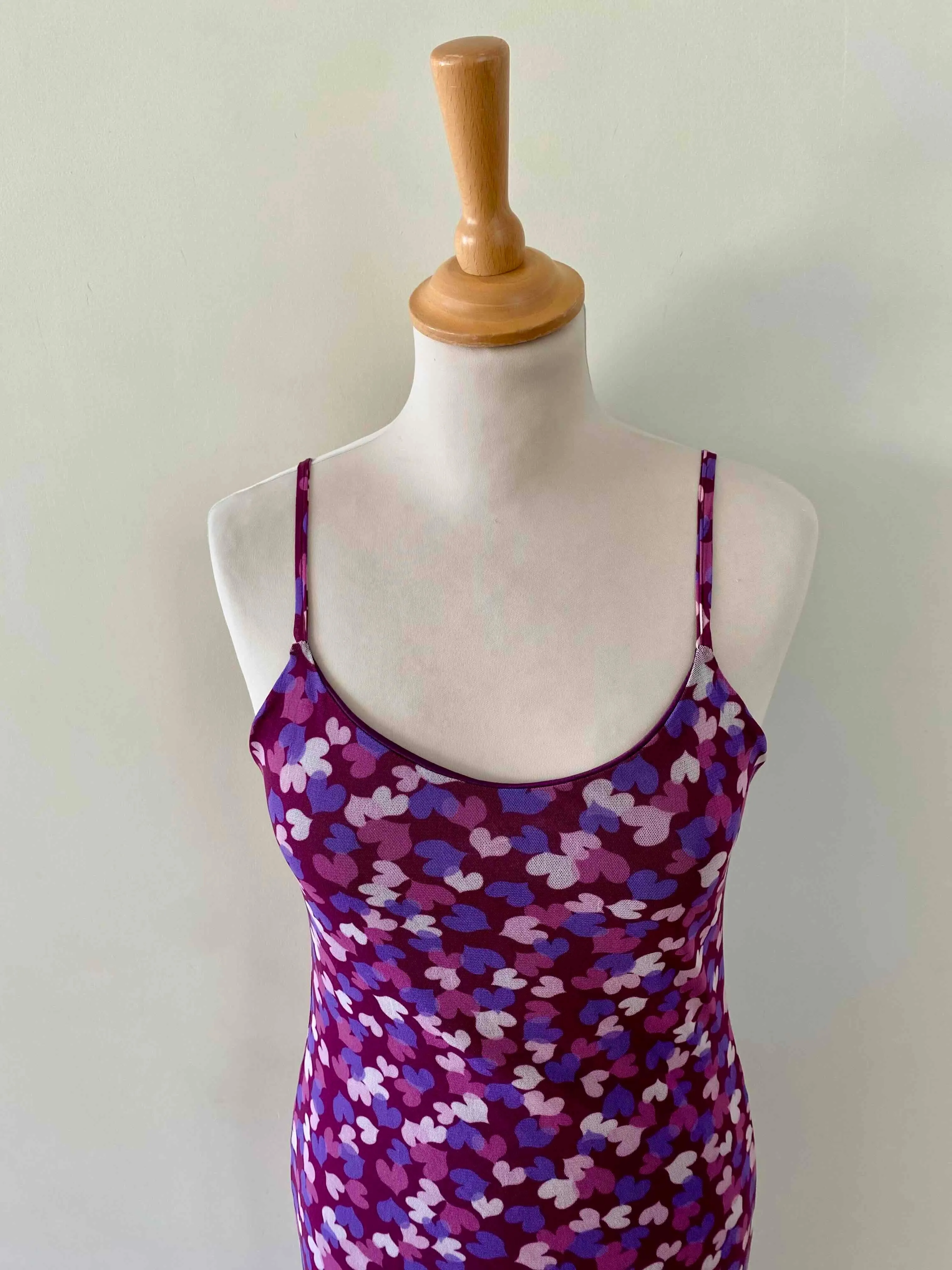 Robe longue à coeurs