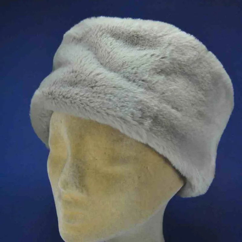 Toque fantaisie en fourrure synthétique acrylique écru | Toque femme
